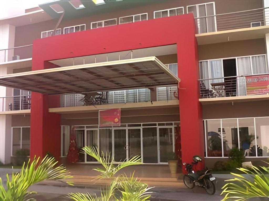 Regal Plaza Hotel Nabua Exterior foto